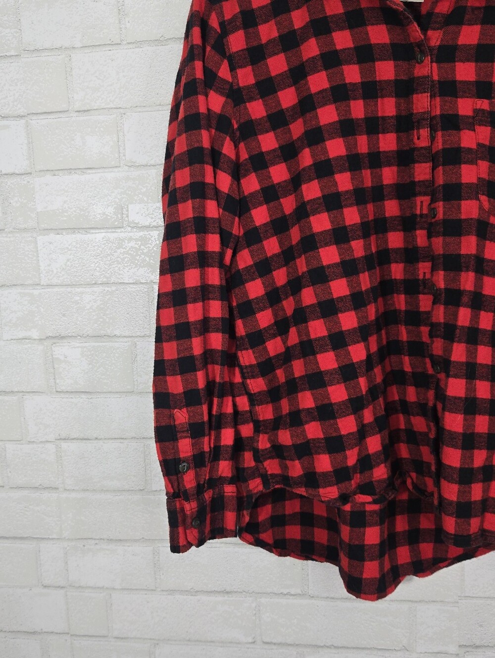 Universal Thread flannel button down top - Picture 5 of 14